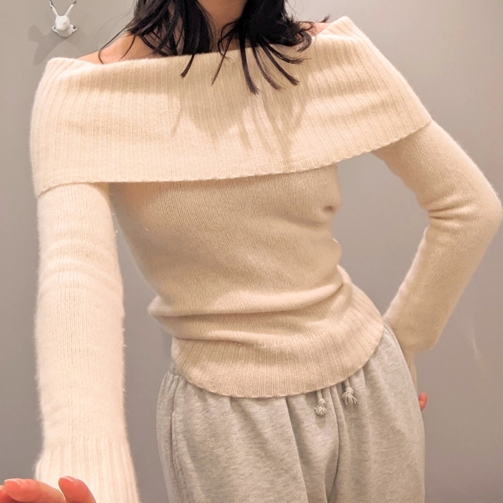 Vintage Wool Cream/off white Drop Shoulder Sweater